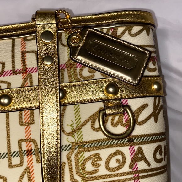 Coach Purse - Picture 2 of 4